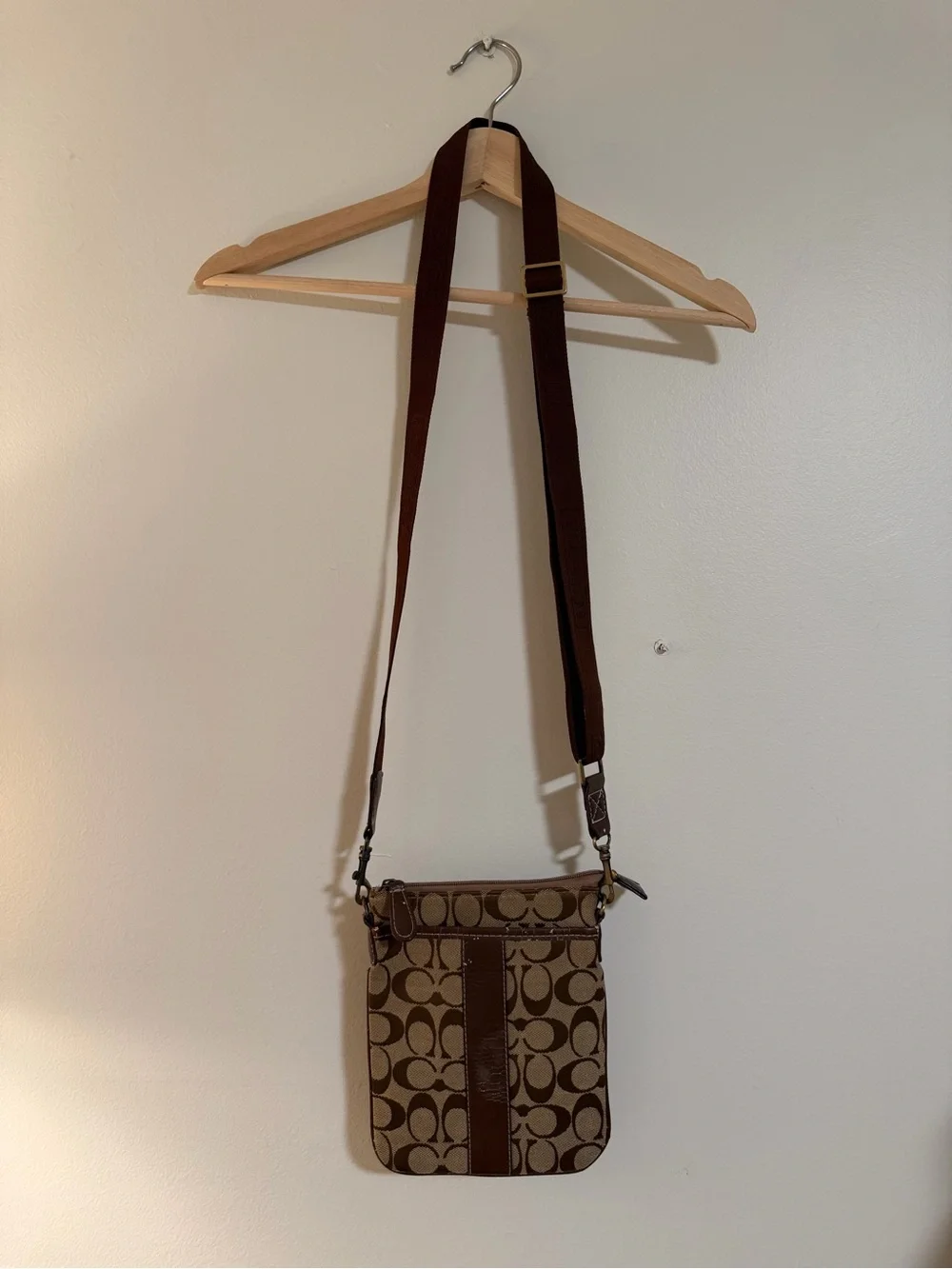 Coach Signature Jacquard Crossbody Bag Khaki Brown Y2K